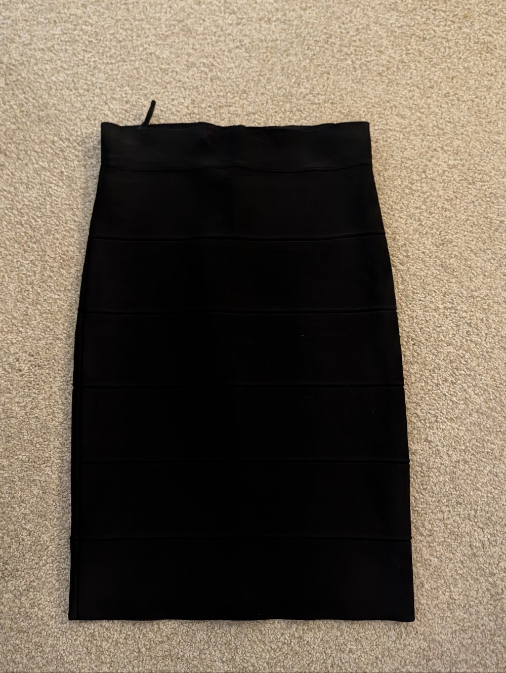 BCBGMAXAZRIA Black Bandage Mini Skirt M